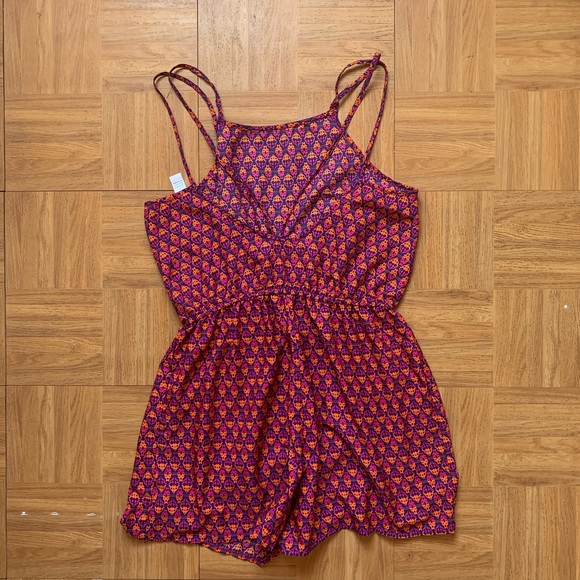 Cute Romper - Picture 4 of 4